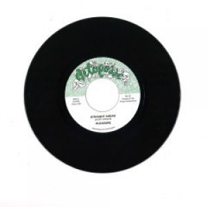 STRAIGHT AHEAD / CAN'T TURN YOU LOOSE